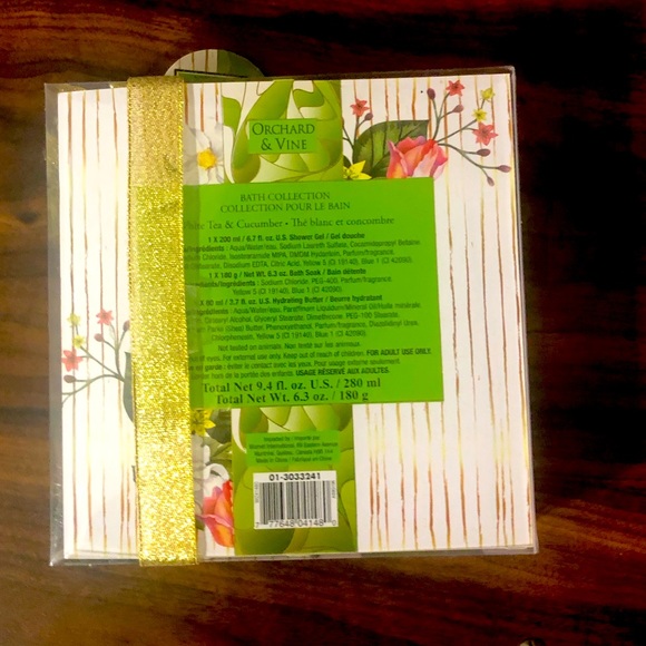 ORCHARD & VINE White Tea & Cucumber Bath Gift Set - Picture 2 of 5